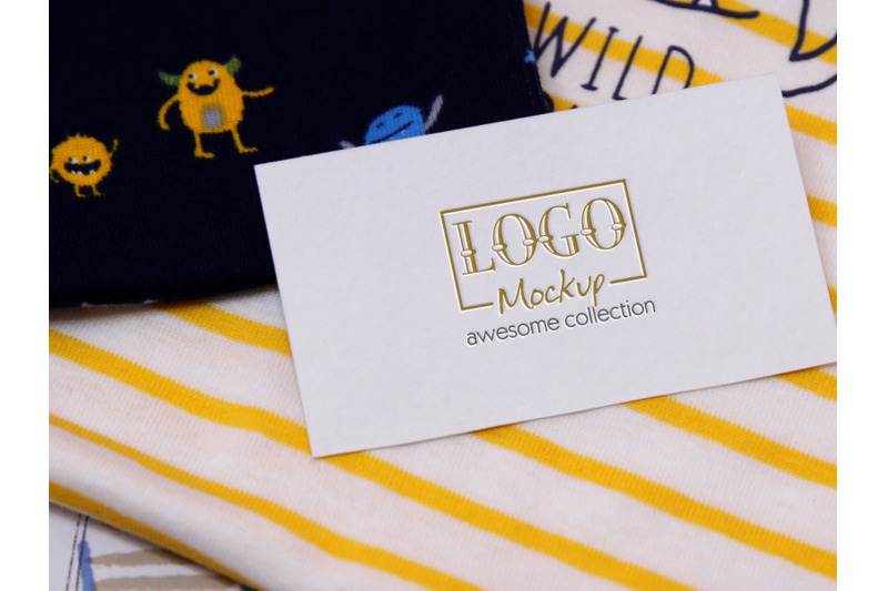 logo-mockup-on-kids-alien-design-with-stripes