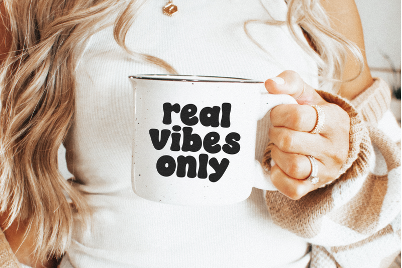social-club-cute-bubbly-font